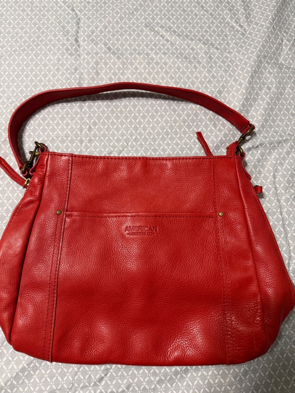 AMERICAN LEATHER CO Shoulder Bag - Sleek Everyday Carry - Picture 2 of 11